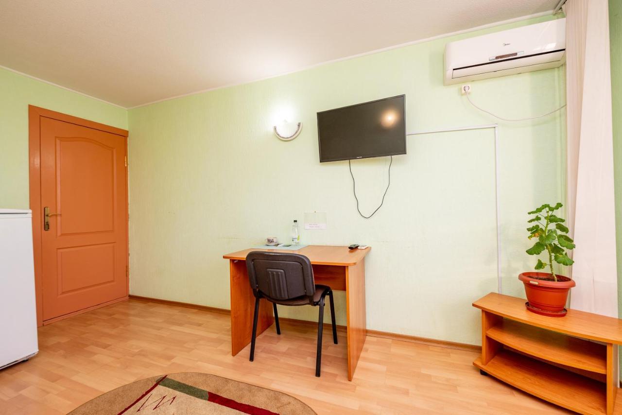 Elektromash Hotel Tiraspol Ngoại thất bức ảnh
